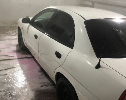 Белый Дэу Нубира, объемом двигателя 1.6 л и пробегом 400 тыс. км за 1800 $, фото 4 на Automoto.ua