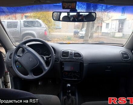 Белый Дэу Нубира, объемом двигателя 1.6 л и пробегом 0 тыс. км за 1000 $, фото 2 на Automoto.ua