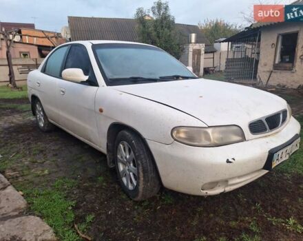 Белый Дэу Нубира, объемом двигателя 1.6 л и пробегом 10 тыс. км за 1800 $, фото 3 на Automoto.ua