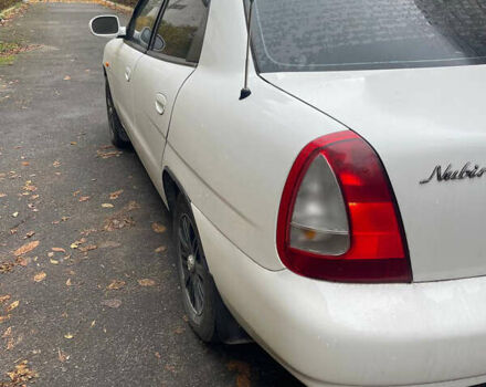 Белый Дэу Нубира, объемом двигателя 1.6 л и пробегом 271 тыс. км за 2300 $, фото 5 на Automoto.ua