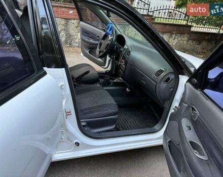 Белый Дэу Нубира, объемом двигателя 1.6 л и пробегом 373 тыс. км за 2100 $, фото 69 на Automoto.ua