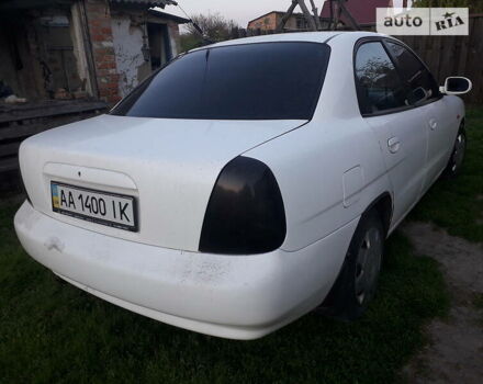Белый Дэу Нубира, объемом двигателя 1.6 л и пробегом 10 тыс. км за 1800 $, фото 5 на Automoto.ua