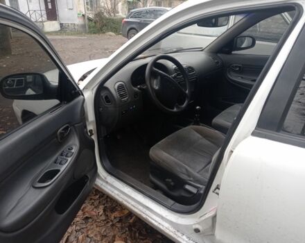 Белый Дэу Нубира, объемом двигателя 0 л и пробегом 280 тыс. км за 1000 $, фото 2 на Automoto.ua