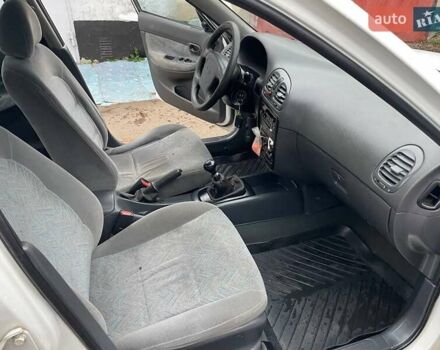 Белый Дэу Нубира, объемом двигателя 1.6 л и пробегом 250 тыс. км за 1500 $, фото 13 на Automoto.ua