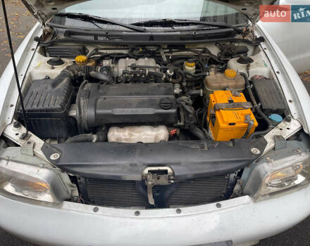 Белый Дэу Нубира, объемом двигателя 1.6 л и пробегом 271 тыс. км за 2300 $, фото 11 на Automoto.ua