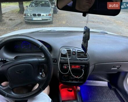 Белый Дэу Нубира, объемом двигателя 1.6 л и пробегом 373 тыс. км за 2100 $, фото 68 на Automoto.ua