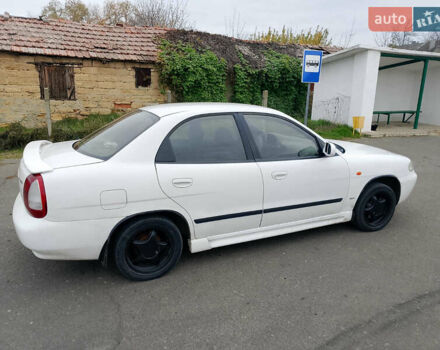 Белый Дэу Нубира, объемом двигателя 1.6 л и пробегом 196 тыс. км за 2100 $, фото 3 на Automoto.ua