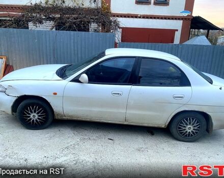 Белый Дэу Нубира, объемом двигателя 1.6 л и пробегом 250 тыс. км за 1500 $, фото 3 на Automoto.ua