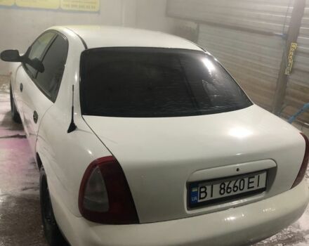 Белый Дэу Нубира, объемом двигателя 1.6 л и пробегом 400 тыс. км за 1800 $, фото 3 на Automoto.ua