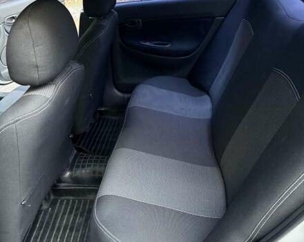 Белый Дэу Нубира, объемом двигателя 1.6 л и пробегом 373 тыс. км за 2100 $, фото 59 на Automoto.ua