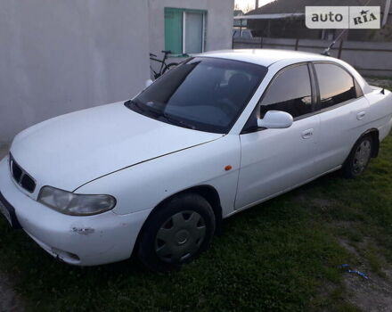 Белый Дэу Нубира, объемом двигателя 1.6 л и пробегом 10 тыс. км за 1800 $, фото 8 на Automoto.ua