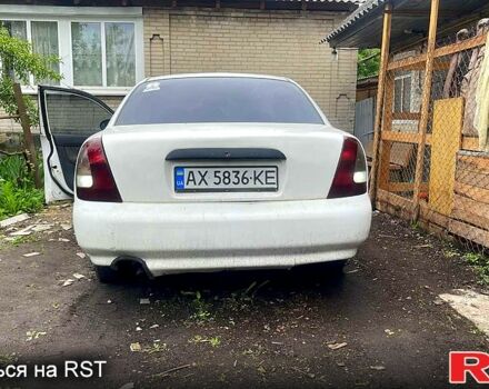 Белый Дэу Нубира, объемом двигателя 1.6 л и пробегом 302 тыс. км за 1500 $, фото 2 на Automoto.ua