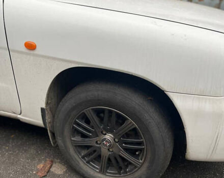 Белый Дэу Нубира, объемом двигателя 1.6 л и пробегом 271 тыс. км за 2300 $, фото 4 на Automoto.ua