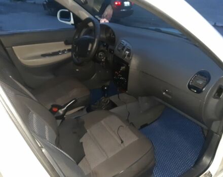 Дэу Нубира 1998 в Запорожье на Automoto.ua Белый Дэу Нубира, объемом двигателя 1.6 л и пробегом 360 тыс. км за 2000 $, фото 3 на Automoto.ua