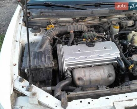 Білий Деу Нубіра, об'ємом двигуна 2 л та пробігом 300 тис. км за 1600 $, фото 4 на Automoto.ua