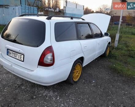 Белый Дэу Нубира, объемом двигателя 1.6 л и пробегом 300 тыс. км за 1500 $, фото 2 на Automoto.ua