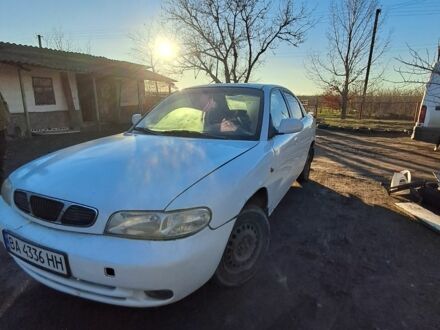 Білий Деу Нубіра, об'ємом двигуна 1.6 л та пробігом 230 тис. км за 700 $, фото 1 на Automoto.ua