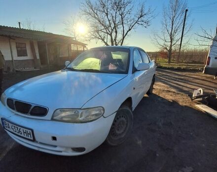 Белый Дэу Нубира, объемом двигателя 1.6 л и пробегом 230 тыс. км за 700 $, фото 1 на Automoto.ua