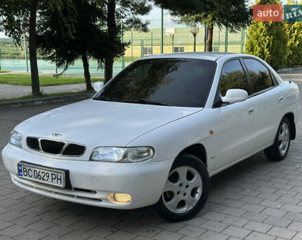 Білий Деу Нубіра, об'ємом двигуна 1.6 л та пробігом 148 тис. км за 1999 $, фото 1 на Automoto.ua