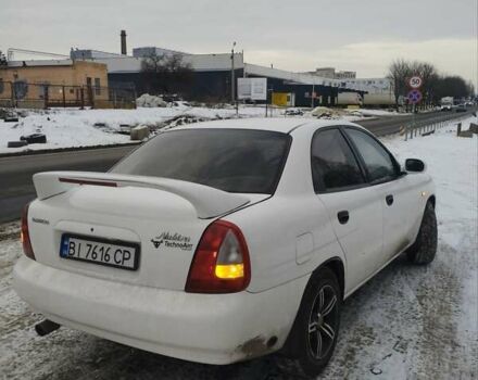 Белый Дэу Нубира, объемом двигателя 1.6 л и пробегом 293 тыс. км за 2200 $, фото 1 на Automoto.ua