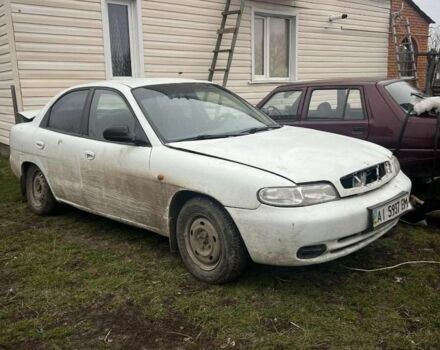 Белый Дэу Нубира, объемом двигателя 1.6 л и пробегом 340 тыс. км за 450 $, фото 1 на Automoto.ua