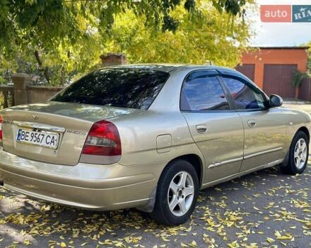 Бежевый Дэу Нубира, объемом двигателя 2 л и пробегом 220 тыс. км за 2200 $, фото 2 на Automoto.ua