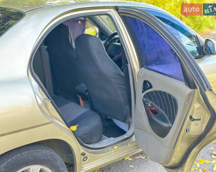 Бежевий Деу Нубіра, об'ємом двигуна 2 л та пробігом 220 тис. км за 2200 $, фото 9 на Automoto.ua