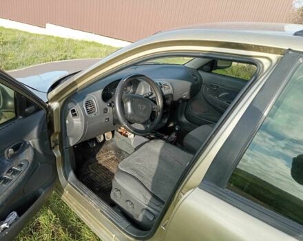 Бежевый Дэу Нубира, объемом двигателя 0 л и пробегом 200 тыс. км за 2000 $, фото 2 на Automoto.ua