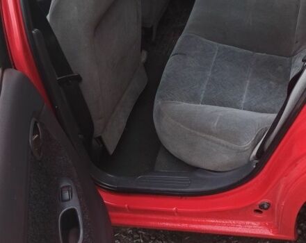 Деу Нубіра 1998 у Люботине на Automoto.ua Червоний Деу Нубіра, об'ємом двигуна 1.6 л та пробігом 225 тис. км за 1800 $, фото 7 на Automoto.ua