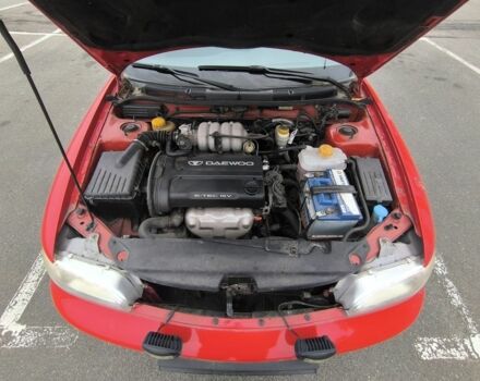 Красный Дэу Нубира, объемом двигателя 1.6 л и пробегом 136 тыс. км за 2700 $, фото 1 на Automoto.ua