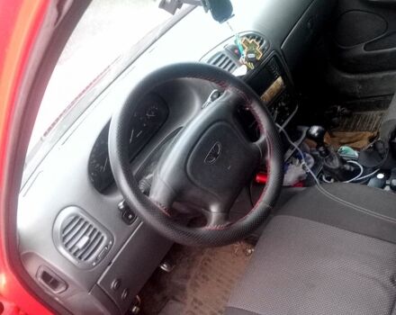 Червоний Деу Нубіра, об'ємом двигуна 1.6 л та пробігом 0 тис. км за 710 $, фото 3 на Automoto.ua