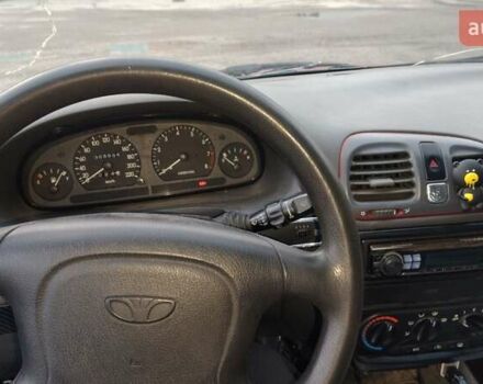 Червоний Деу Нубіра, об'ємом двигуна 1.6 л та пробігом 300 тис. км за 1200 $, фото 1 на Automoto.ua