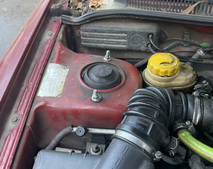 Деу Нубіра 1998 у Києві на Automoto.ua Червоний Деу Нубіра, об'ємом двигуна 1.6 л та пробігом 100 тис. км за 1500 $, фото 7 на Automoto.ua