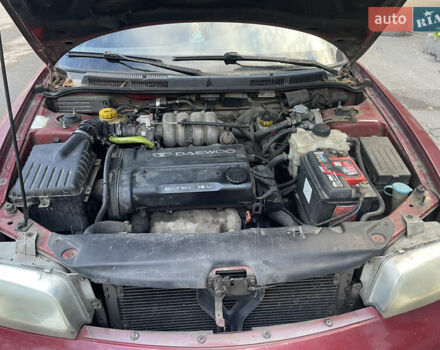 Деу Нубіра 1998 у Києві на Automoto.ua Червоний Деу Нубіра, об'ємом двигуна 1.6 л та пробігом 100 тис. км за 1500 $, фото 9 на Automoto.ua
