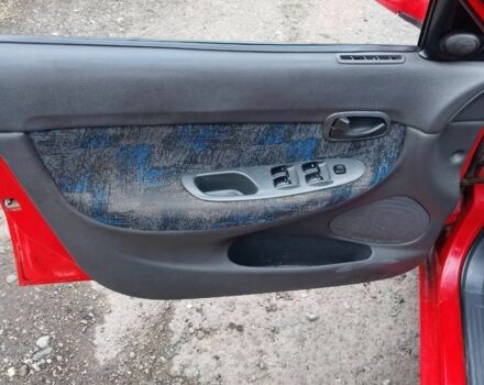 Червоний Деу Нубіра, об'ємом двигуна 1.6 л та пробігом 390 тис. км за 1939 $, фото 5 на Automoto.ua