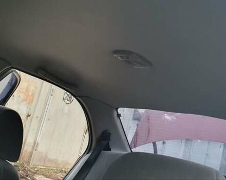 Красный Дэу Нубира, объемом двигателя 1.6 л и пробегом 275 тыс. км за 3700 $, фото 6 на Automoto.ua