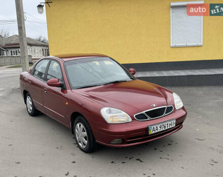Красный Дэу Нубира, объемом двигателя 2 л и пробегом 150 тыс. км за 2450 $, фото 2 на Automoto.ua