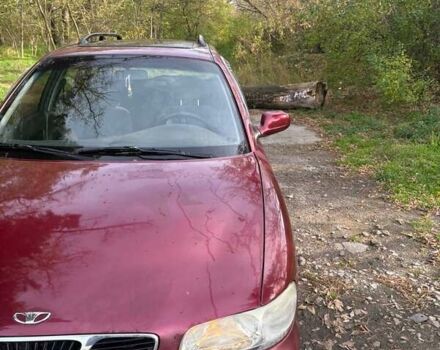 Красный Дэу Нубира, объемом двигателя 1.6 л и пробегом 190 тыс. км за 2350 $, фото 5 на Automoto.ua