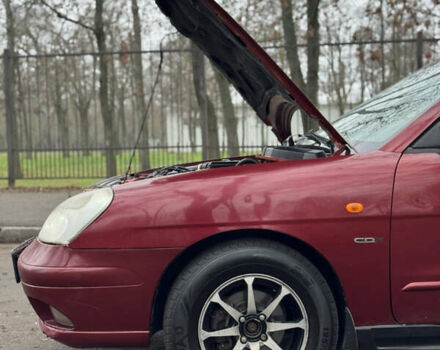 Красный Дэу Нубира, объемом двигателя 2 л и пробегом 299 тыс. км за 1299 $, фото 6 на Automoto.ua