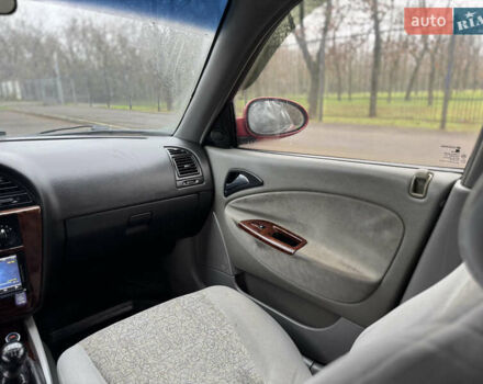 Красный Дэу Нубира, объемом двигателя 2 л и пробегом 299 тыс. км за 1299 $, фото 15 на Automoto.ua