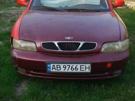 Деу Нубіра 1998 у Черкасах на Automoto.ua Червоний Деу Нубіра, об'ємом двигуна 1.6 л та пробігом 150 тис. км за 1000 $, фото 1 на Automoto.ua