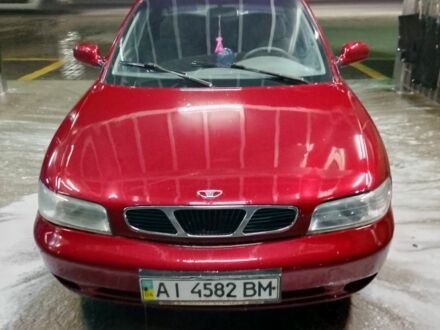 Деу Нубіра 1998 у Казатине на Automoto.ua Червоний Деу Нубіра, об'ємом двигуна 1.6 л та пробігом 30 тис. км за 870 $, фото 1 на Automoto.ua