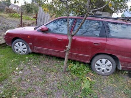 Красный Дэу Нубира, объемом двигателя 0 л и пробегом 200 тыс. км за 800 $, фото 1 на Automoto.ua