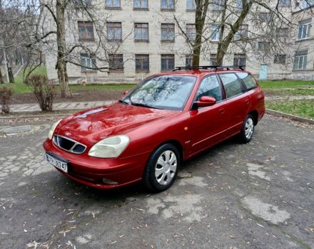 Красный Дэу Нубира, объемом двигателя 2 л и пробегом 300 тыс. км за 1200 $, фото 1 на Automoto.ua