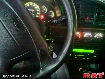 Дэу Нубира 2003 в Харькове на Automoto.ua Красный Дэу Нубира, объемом двигателя 2 л и пробегом 0 тыс. км за 3000 $, фото 1 на Automoto.ua
