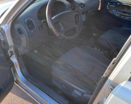 Сірий Деу Нубіра, об'ємом двигуна 1.6 л та пробігом 200 тис. км за 1300 $, фото 5 на Automoto.ua