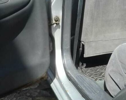 Серый Дэу Нубира, объемом двигателя 1.6 л и пробегом 372 тыс. км за 2000 $, фото 18 на Automoto.ua