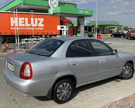 Сірий Деу Нубіра, об'ємом двигуна 1.6 л та пробігом 161 тис. км за 1799 $, фото 4 на Automoto.ua