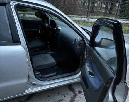 Серый Дэу Нубира, объемом двигателя 1.6 л и пробегом 206 тыс. км за 2500 $, фото 18 на Automoto.ua