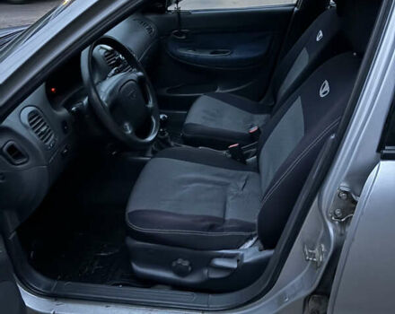 Серый Дэу Нубира, объемом двигателя 1.6 л и пробегом 206 тыс. км за 2500 $, фото 12 на Automoto.ua